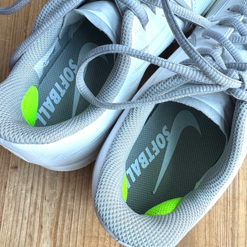 Nike Lunar Hyperdiamond Pro 3 Softball Cleats - Picture 4 of 8